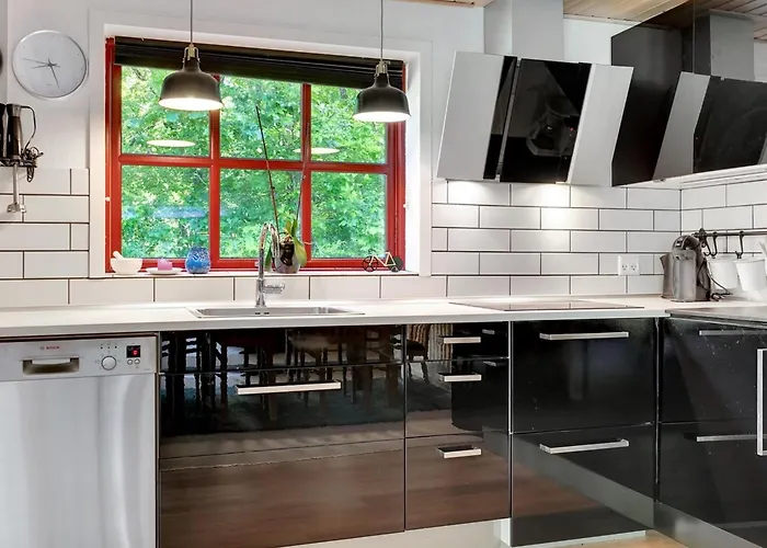 Gisele - 30km From The Sea By Interhome